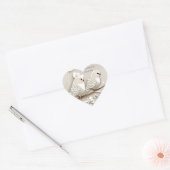 Elegante liefde vogels taupe & witte bruiloft stic hart sticker (Envelop)