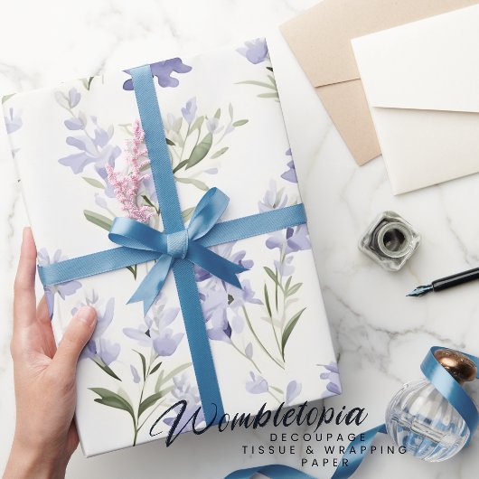 Elegante Lila Bloemen Blauw & Wit Bloemen Cadeaupapier