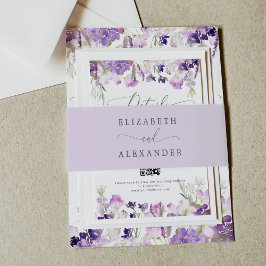 Elegante lila minimalistische kalligrafie bruiloft uitnodigingen wikkel