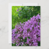 Elegante lilacs paarse lavendel bloemenbruiloft kaart (Achterkant)