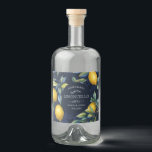 Elegante Limoncello citroenen Likeurfles Etiket<br><div class="desc">Versier uw huisgemaakte limoncello flessen met mooie labels en labels om als cadeau te gebruiken en kies tussen een witte en een houtskool achtergrond met citroenbladeren en fruitkrans. Bekijk onze winkel voor meer objecten van dit collectie.</div>