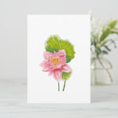 Elegante Lotus Bloesem met Groene Bladeren Kaart (Staand voorkant)