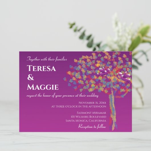Elegante Lovebirds Cassis Paarse bruiloft uitnodig Kaart (Staand voorkant)