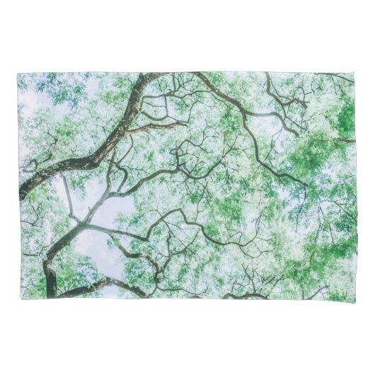 Elegante maar spookachtige bladeren en takken Kuss Kussensloop (Voorkant-Links)