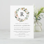 Elegante Magnolia en Blush Bloemen Monogram Bruilo Kaart (Staand voorkant)