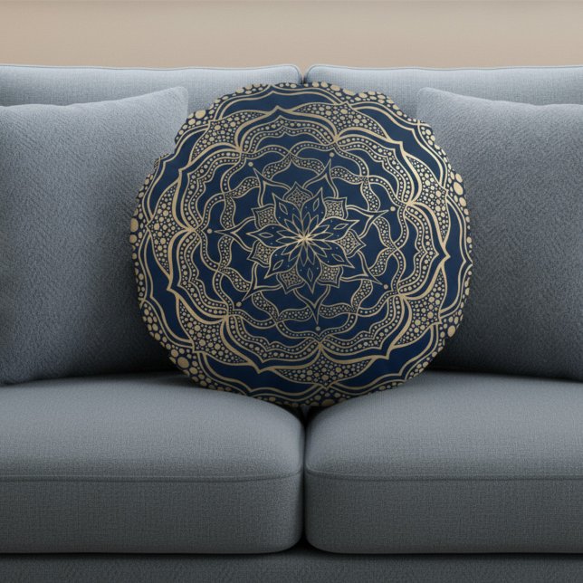 Elegante Mandala Kunst Boho Luxe Goud en Marinebla Rond Kussen (Creator heeft geüpload)
