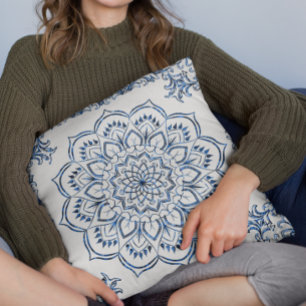 Elegante Metallic Blauwe Mandala Decoratieve Kussen