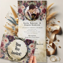 Elegante Middeleeuwse Roos Bloemige Trouw TriFold