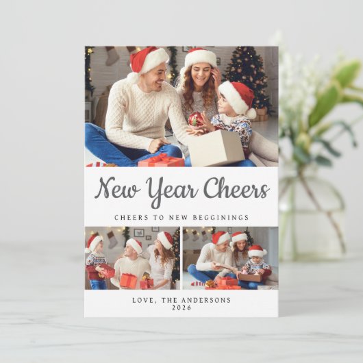 Elegante Minimaal Gelukkig Nieuwjaar Familie Foto Feestdagenkaart (Staand voorkant)