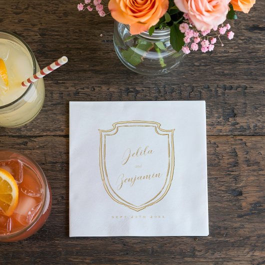 Elegante Minimal Crest Couples Naam & Trouwdatum Folie Servetten