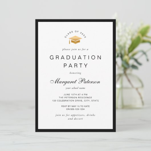 Elegante Minimal Gold Afstudeerder Pet Graduation Kaart (Staand voorkant)