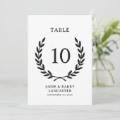 Elegante Minimal Laurel Krans Trouwtafel Nummer Kaart (Staand voorkant)