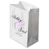 Elegante Minimal Light Paarse Custom Name Wedding Medium Cadeauzakje (Achterkant Gekanteld)