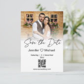 Elegante minimale stijlvolle QR code paar foto Save The Date (Staand voorkant)