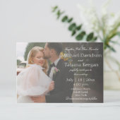 Elegante minimale witte typografie trouwfoto kaart (Staand voorkant)