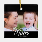 Elegante minimale zwarte scriptfoto 'Moeder Opgeri Keramisch Ornament (Voorkant)