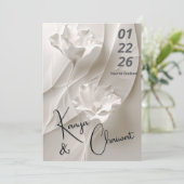 Elegante minimalistische bloemenbruiloft uitnodigi kaart (Staand voorkant)