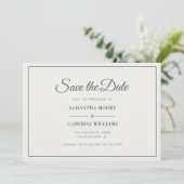 Elegante minimalistische bruiloft monogram QR Code Save The Date (Staand voorkant)