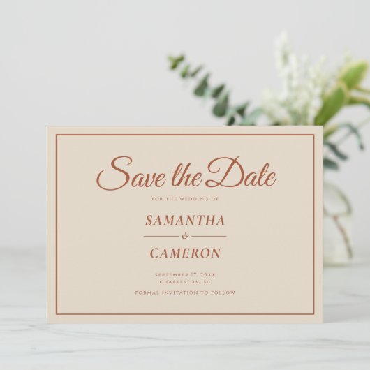 Elegante minimalistische bruiloft terracotta rusti save the date (Staand voorkant)