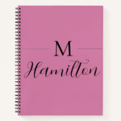 Elegante minimalistische diep roze monogram naam notitieboek (Voorkant)