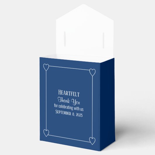 Elegante minimalistische marine blauw en wit bruil bedankdoosjes (Geopend)