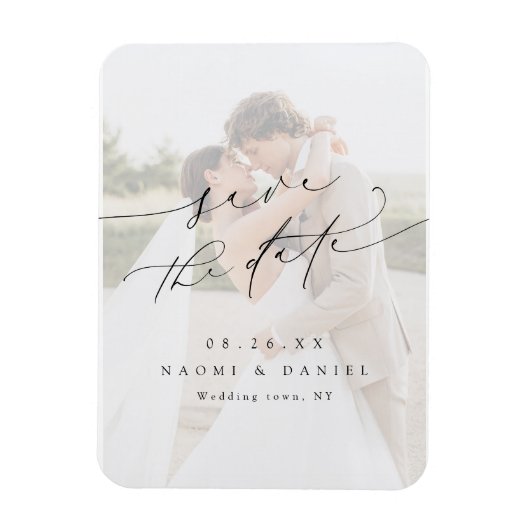 Elegante Minimalistische Moderne Chic Script Foto Magneet (Verticaal)