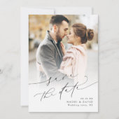 Elegante Minimalistische Moderne Chic Script Foto Save The Date (Voorkant)