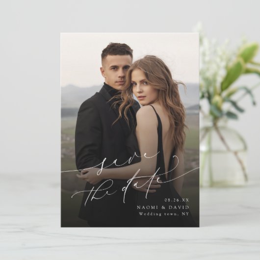 Elegante Minimalistische Moderne Chic Script Foto Save The Date (Staand voorkant)