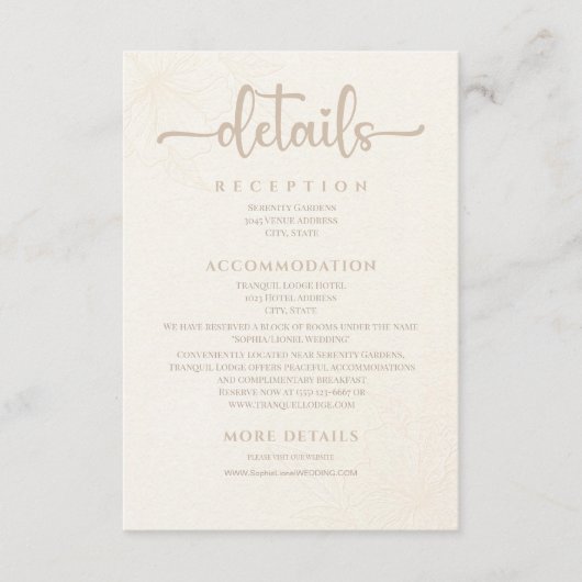 Elegante minimalistische off witte bloemenbruiloft informatiekaartje (Voorkant)