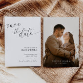Elegante minimalistische script en paar foto bruil save the date