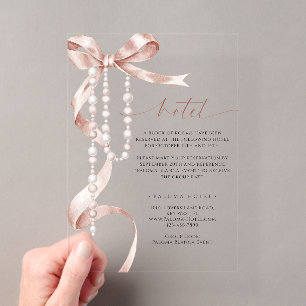 Elegante Mocha Strik en Rozenkrans Hotel Envelop Acryl Uitnodigingen