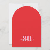 Elegante moderne 30e verjaardag roze rode typograf kaart (Achterkant)