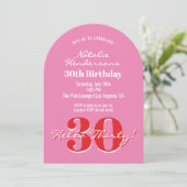 Elegante moderne 30e verjaardag roze rode typograf kaart (Staand voorkant)