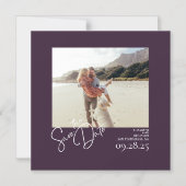 Elegante moderne aubergine Paarse save the date fo Magnetische Uitnodiging (Voorkant)