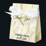 Elegante moderne bloemcollectie met gouden witte l bedankdoosjes<br><div class="desc">Elegante moderne bloemcollectie met gouden witte lijnen Favor doos - Aangepast product - (Type BOKI412 in de zoekbalk (browser) om het aanbod van al mijn creaties te zien. Bedankt. ) - Zie mijn andere producten en collecties, kies een cadeau voor jou en je dierbaren. Bedankt voor het kopen in mijn...</div>