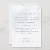 Elegante moderne botanische stoffige blauwe bloeme bedankkaart (Achterkant)