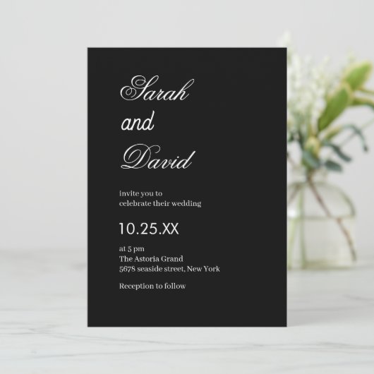 Elegante moderne chique tekst zwart-wit bruiloft kaart (Staand voorkant)