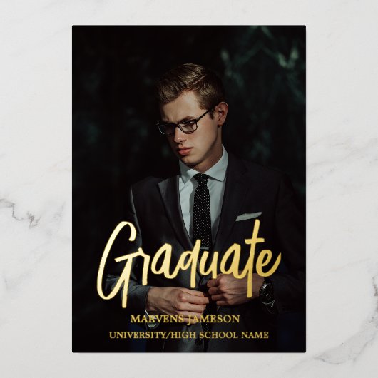 Elegante moderne chique typografie afstudeerfeest folie uitnodiging (Voorkant)