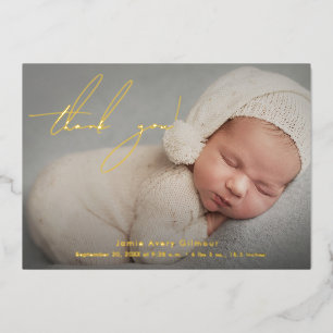 Elegante moderne dankjewel-script voor babyfoto's folie uitnodiging