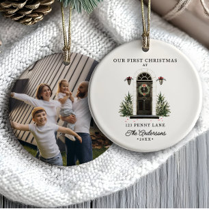 Elegante moderne eerste kerst in een nieuw huis fo keramisch ornament