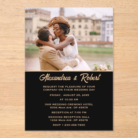 Elegante Moderne Foto Goud Zwart Huwelijk Acryl Uitnodigingen (Voorkant)