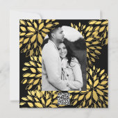 Elegante moderne gouden bloem zwarte bruiloft kaart (Achterkant)