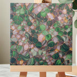 Elegante moderne groene en gouden kiezel tegeltje<br><div class="desc">Verhoog uw interieur met deze prachtige decoratieve keramische tegel, ideaal voor het toevoegen van een vleugje elegantie aan uw keuken backsplash, badkamer decor, of open haard surround. Het ingewikkelde ontwerp heeft een reeks overlappende en aangrenzende vormen die doen denken aan kiezels of organische cellen, voornamelijk in tinten groen met hints...</div>