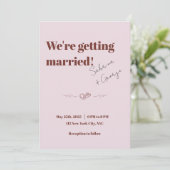 Elegante moderne handgeschreven QR-code bruiloft Kaart (Staand voorkant)