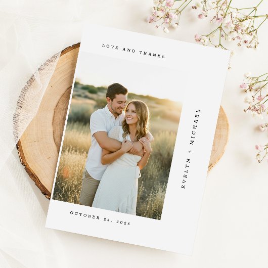 Elegante moderne huwelijksfoto met script bedankkaart
