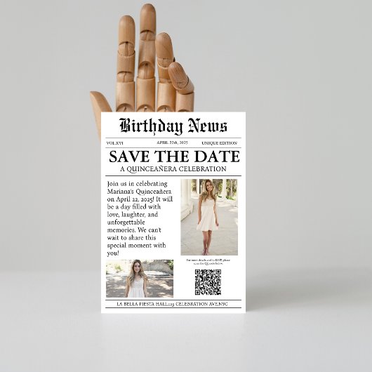 Elegante moderne krant Quinceañera qr code Save The Date
