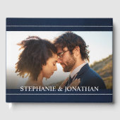 Elegante moderne marine blauwe foto bruiloft gaste gastenboek (Voorkant)