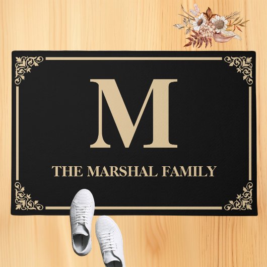Elegante Moderne Monogram Familienaam | Zwart Deurmat