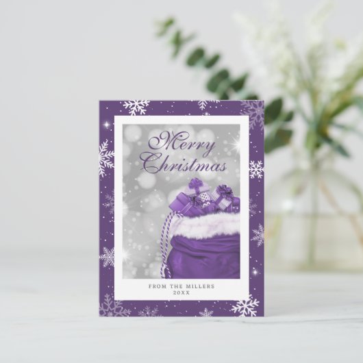 Elegante moderne Paarse sneeuwvlok Vrolijk kerstfe Feestdagenkaart (Staand voorkant)