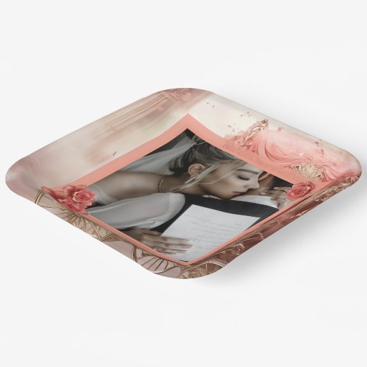 Elegante moderne romantische bruiloft papieren bordje (Gebogen)